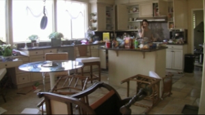 04_2011_paranormal_activity_2_4.jpg