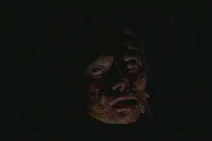 ein_zombie_hing_am_glockenseil_5.jpg